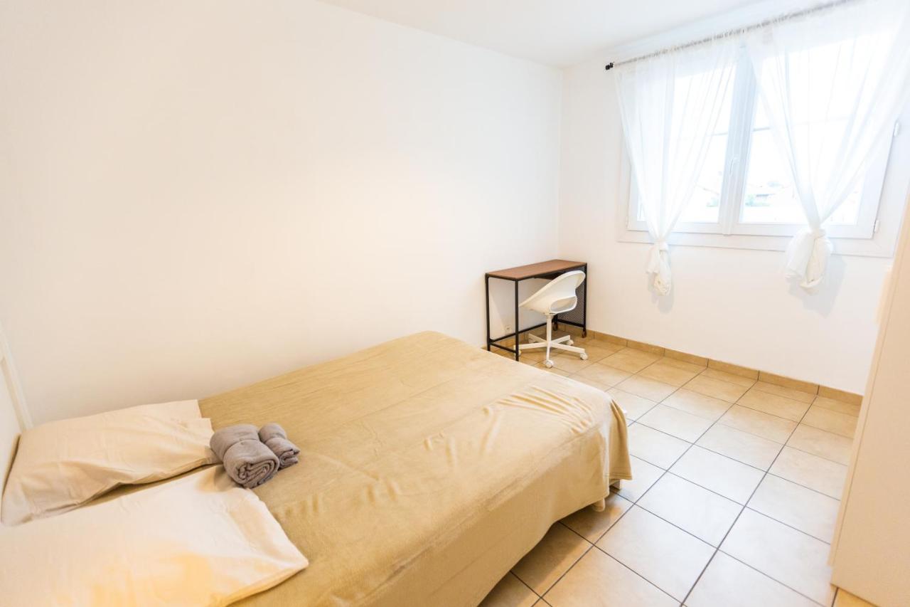 Ferienwohnung Superbe T4 Renove Spacieux Avec Stationnement Libre Et Gratuit Marseilles Exterior foto